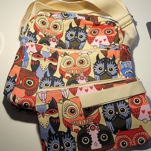 NWOT - Owl print crossbody bag and wristlet